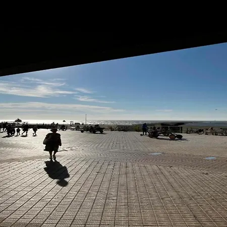 With A View Of The Marina Apartamento